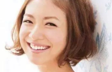 大脸是头发扎起来的吗,扎发还是披发，显脸小技巧大揭秘