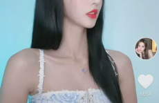 网红吃瓜纹身女孩视频,揭秘纹身背后的故事与人生轨迹